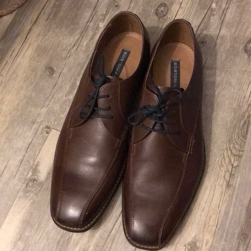 Men’s Bostonian Brown Leather Dress Shoes